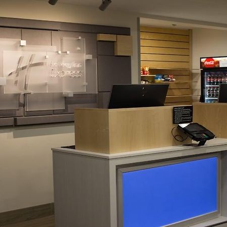 Holiday Inn Express Winfield - Teays Valley Hurricane Extérieur photo