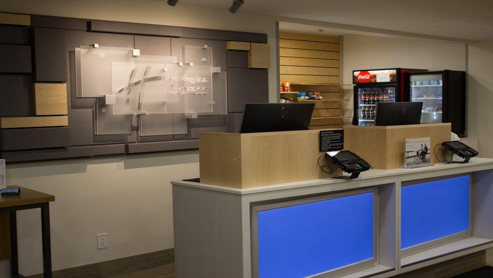 Holiday Inn Express Winfield - Teays Valley Hurricane Extérieur photo