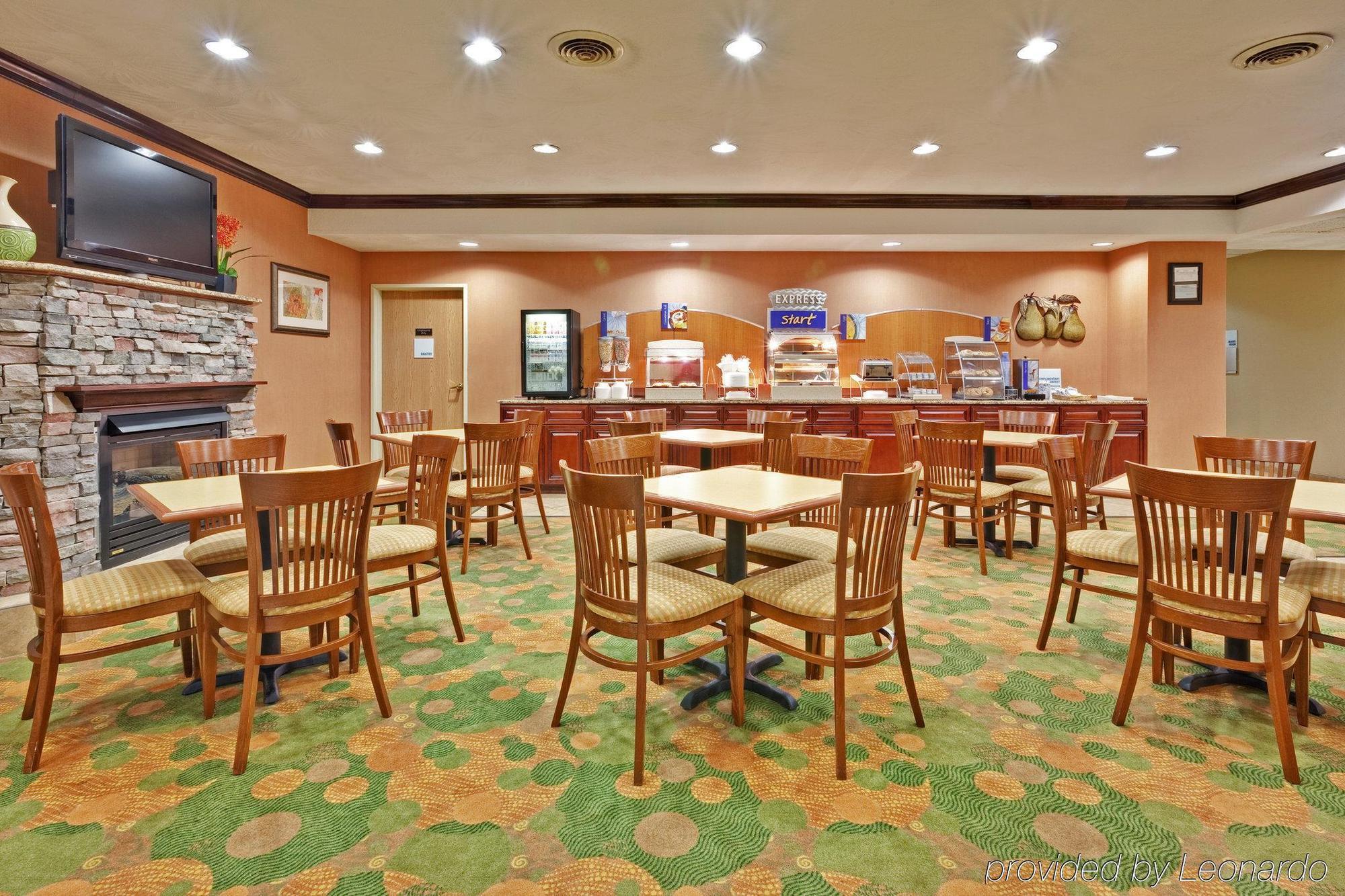 Holiday Inn Express Winfield - Teays Valley Hurricane Extérieur photo