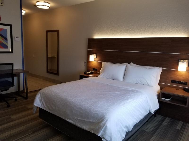 Holiday Inn Express Winfield - Teays Valley Hurricane Extérieur photo